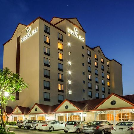 فندق فييستا إن تامبيكو المظهر الخارجي الصورة
